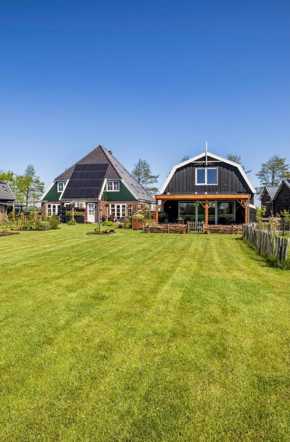 De Heerlijkheid Hensbroek Villa Exterior photo
